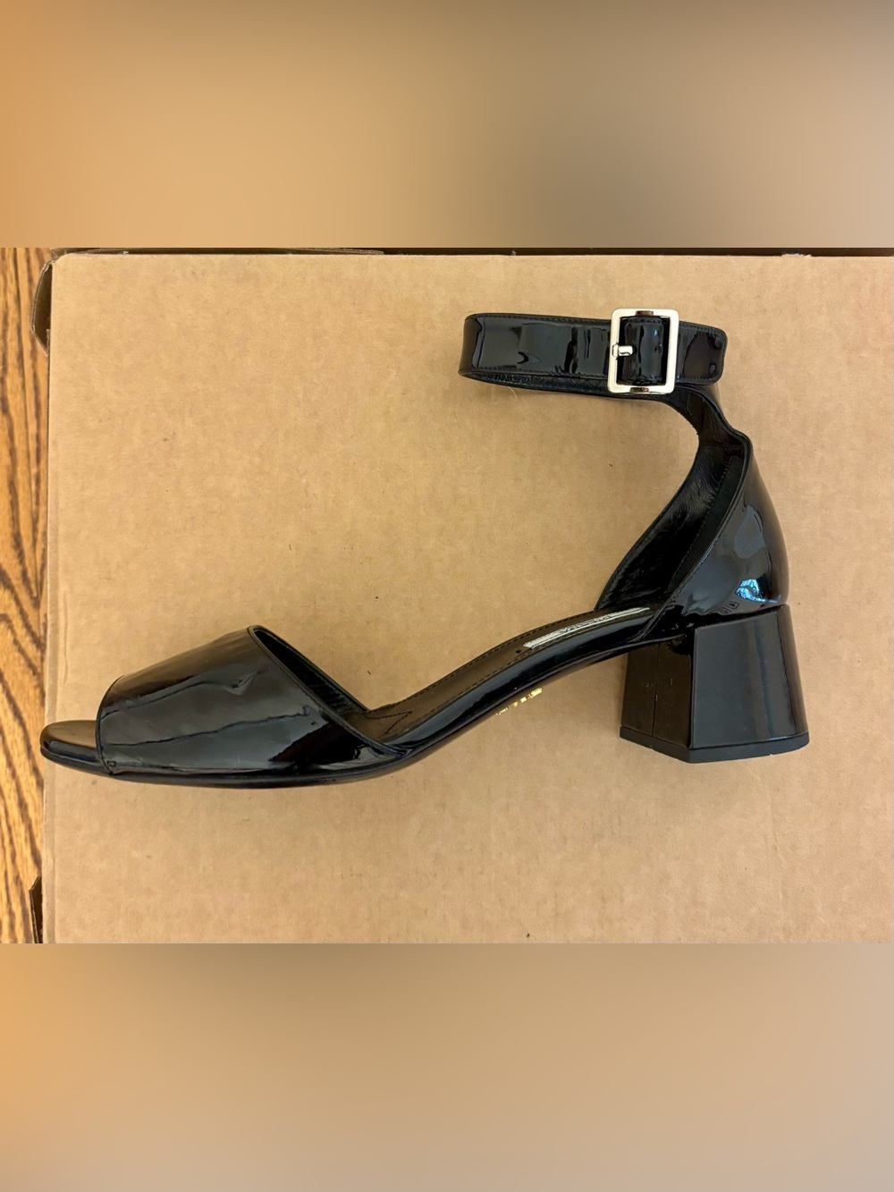 Prada patent d’Orsay pumps 39.5